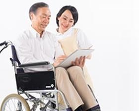 介護福祉士(西成区 日払いOK♪有料老人ホーム♪一緒におさんぽしよう♪)