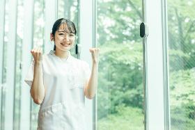 正看護師(相模原市、介護付きホーム、週3日、日勤、時給2200円~)