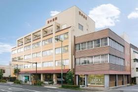 正看護師(★間中病院★小田原市｜年間休日111日｜高月収27.5万～)